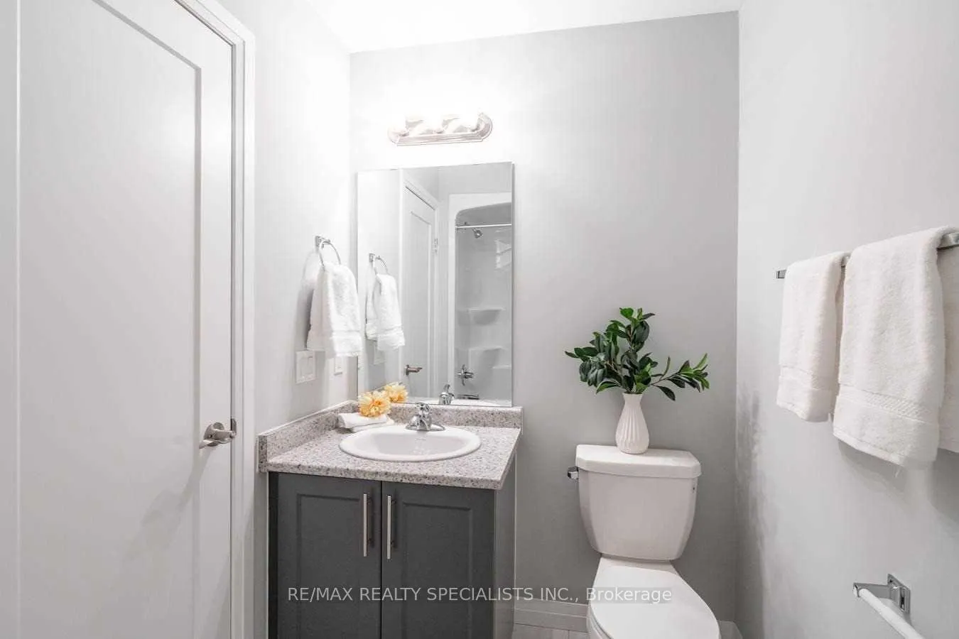 Photo 7 of 72 Laguna Village Crescent, Hamilton, Hannon — HOMEH