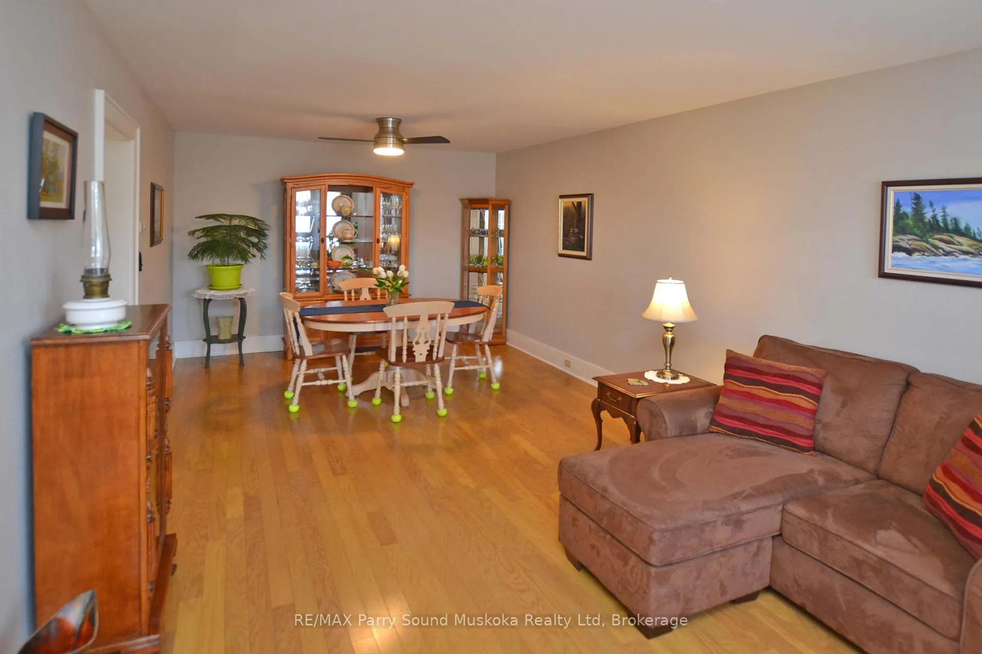 Photo 16 of 60 William Street, Parry Sound — HOMEH