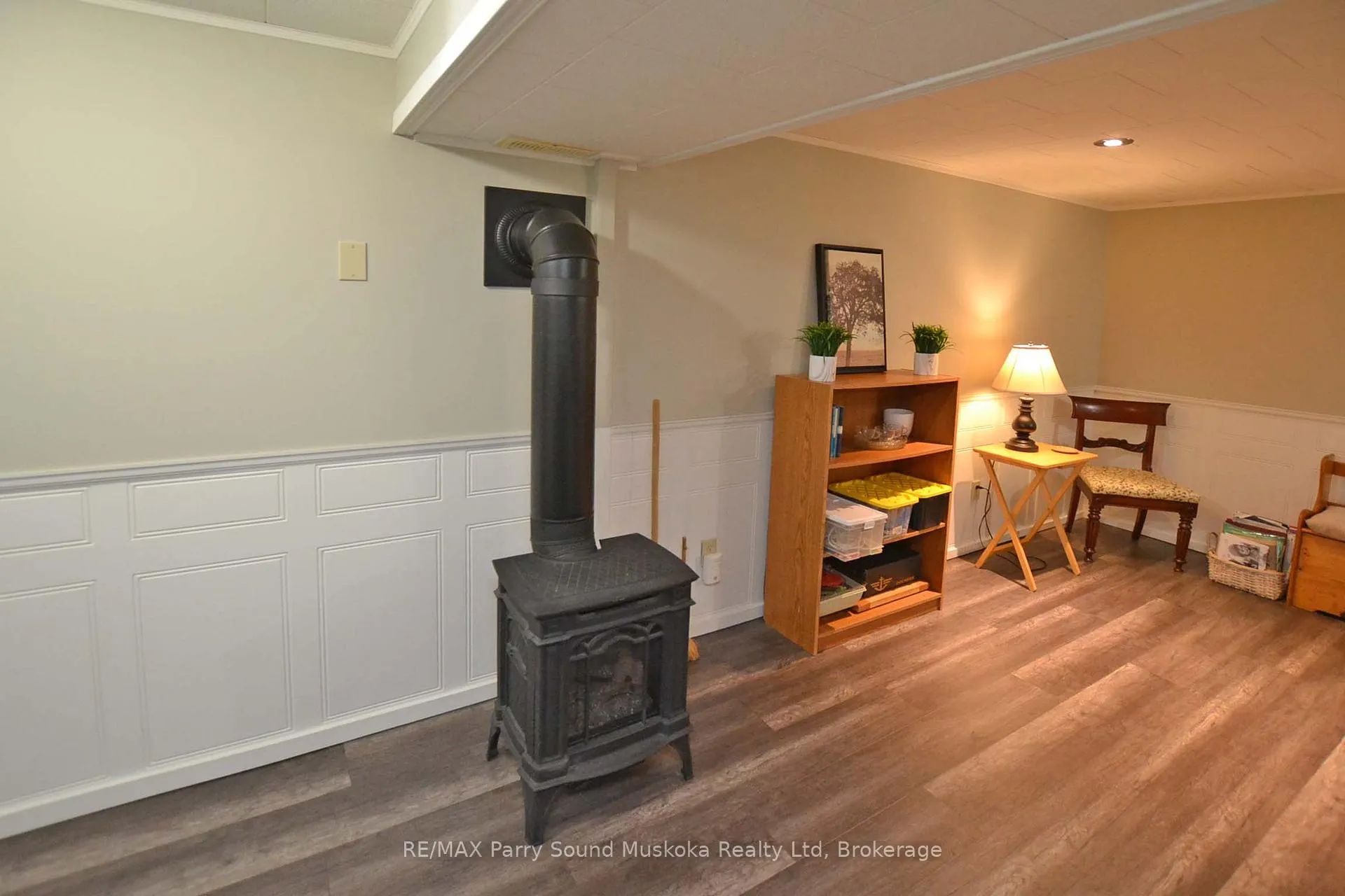 Photo 33 of 60 William Street, Parry Sound — HOMEH