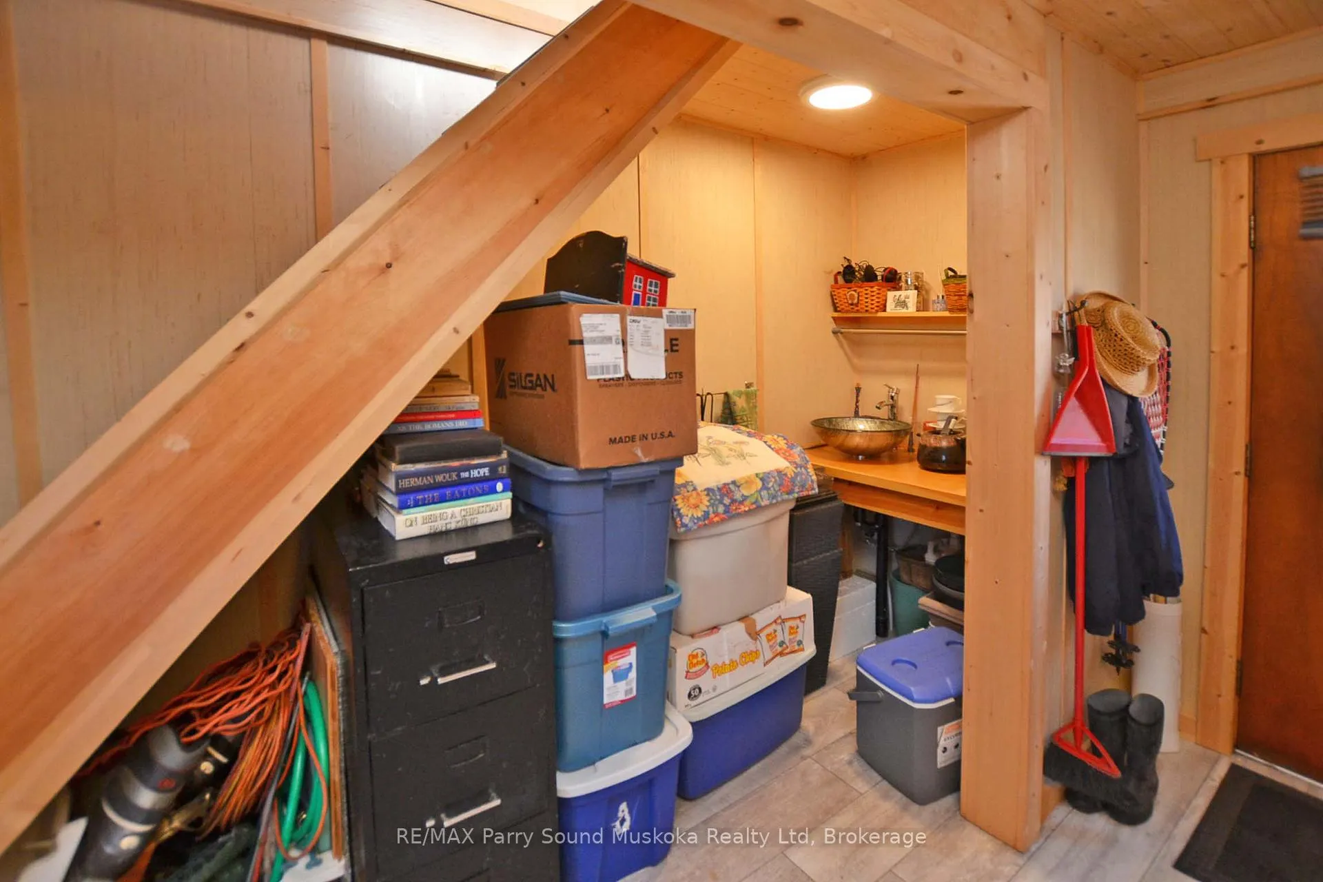 Photo 47 of 60 William Street, Parry Sound — HOMEH