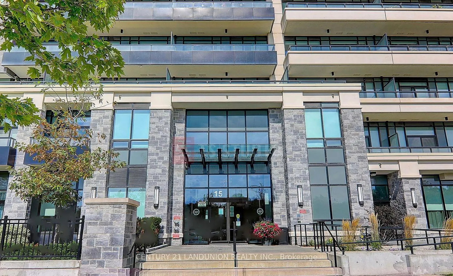 Photo 2 of Unit 1705, 15 Water Walk Drive, Markham, Unionville — HOMEH