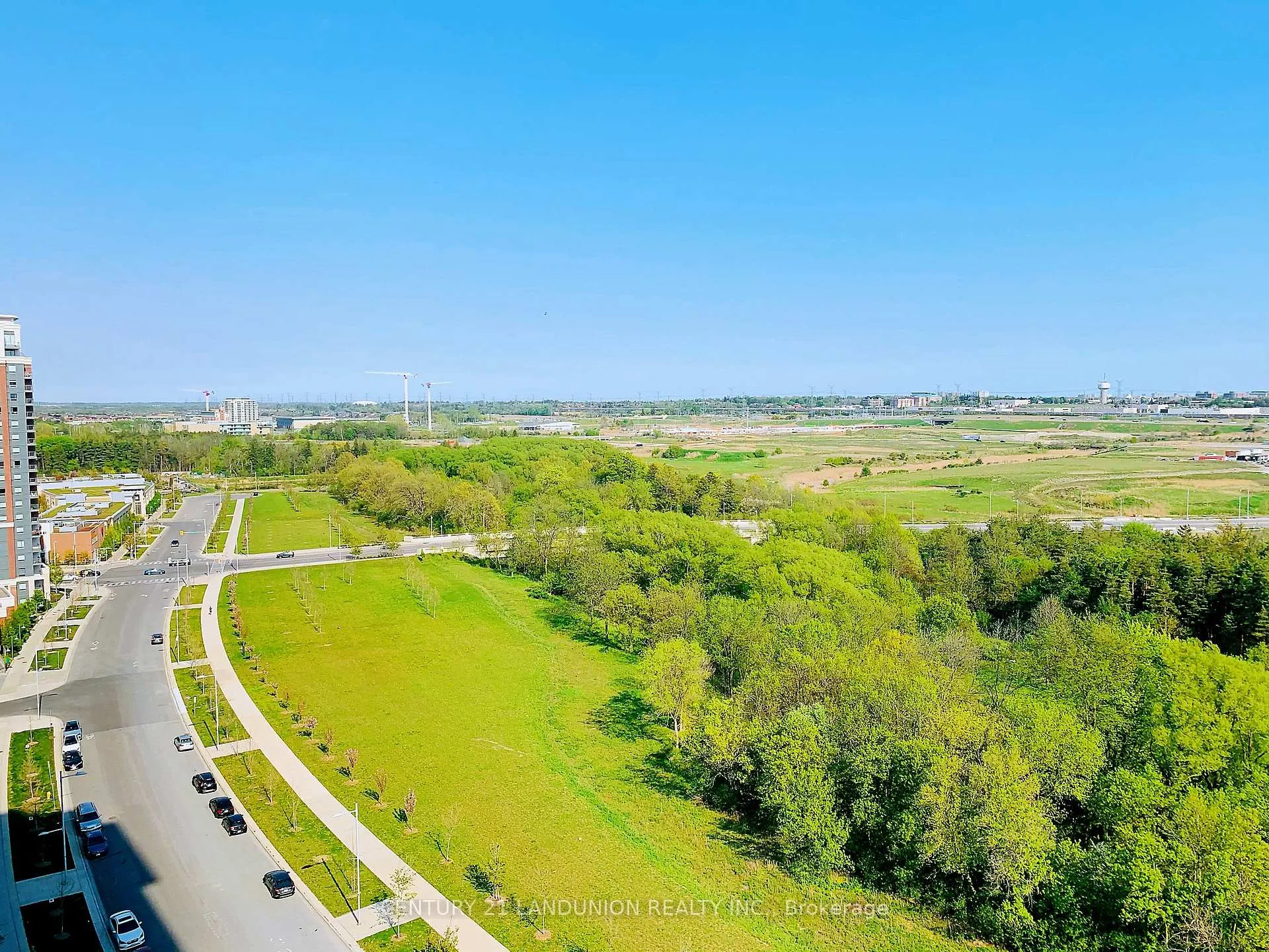 Photo 13 of Unit 1705, 15 Water Walk Drive, Markham, Unionville — HOMEH