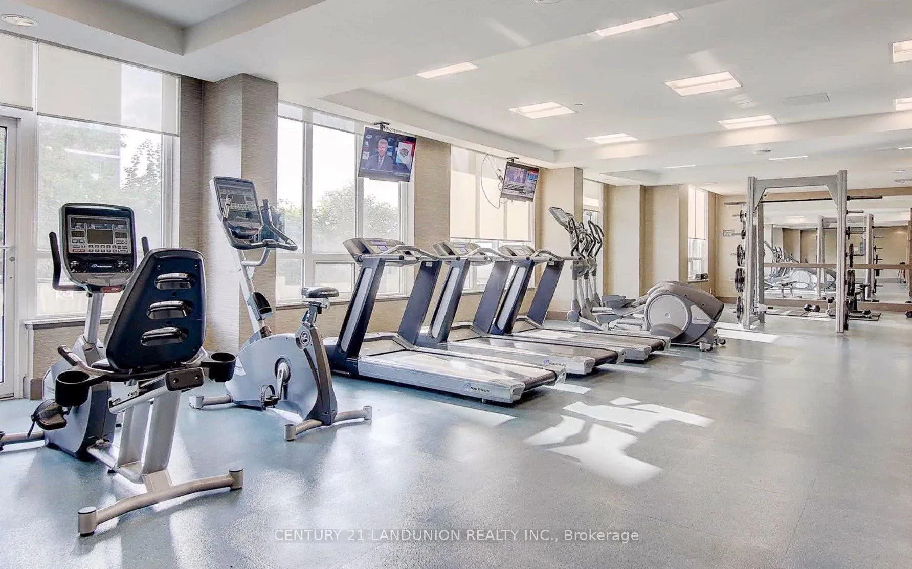 Photo 15 of Unit 1705, 15 Water Walk Drive, Markham, Unionville — HOMEH