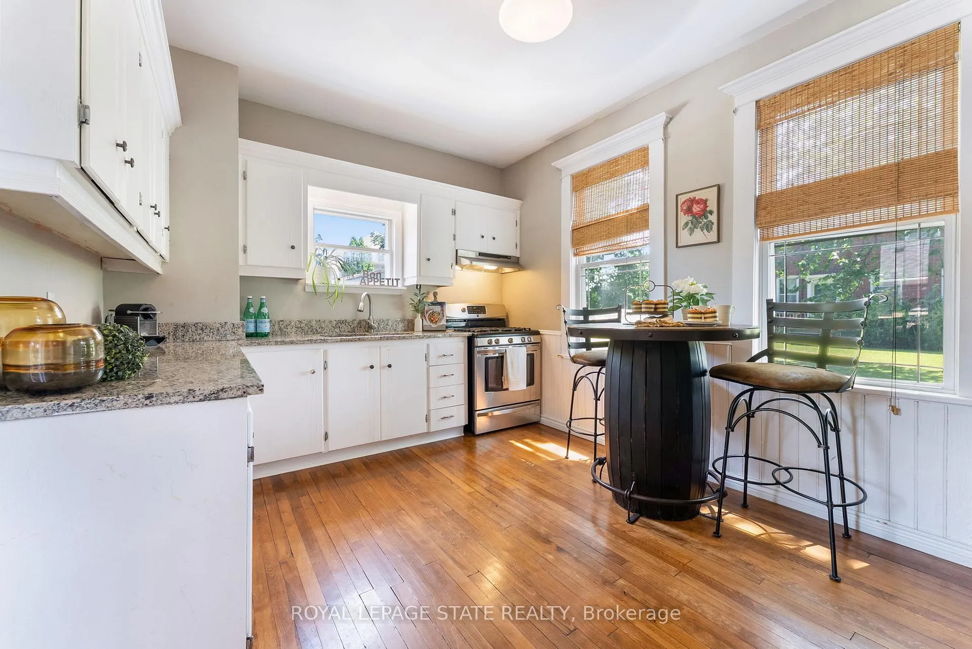Photo 14 of 264 Winona Road, Hamilton, Stoney Creek — HOMEH