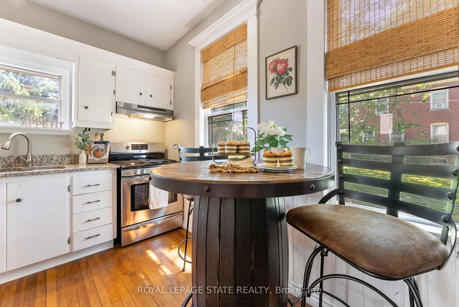 Photo 17 of 264 Winona Road, Hamilton, Stoney Creek — HOMEH