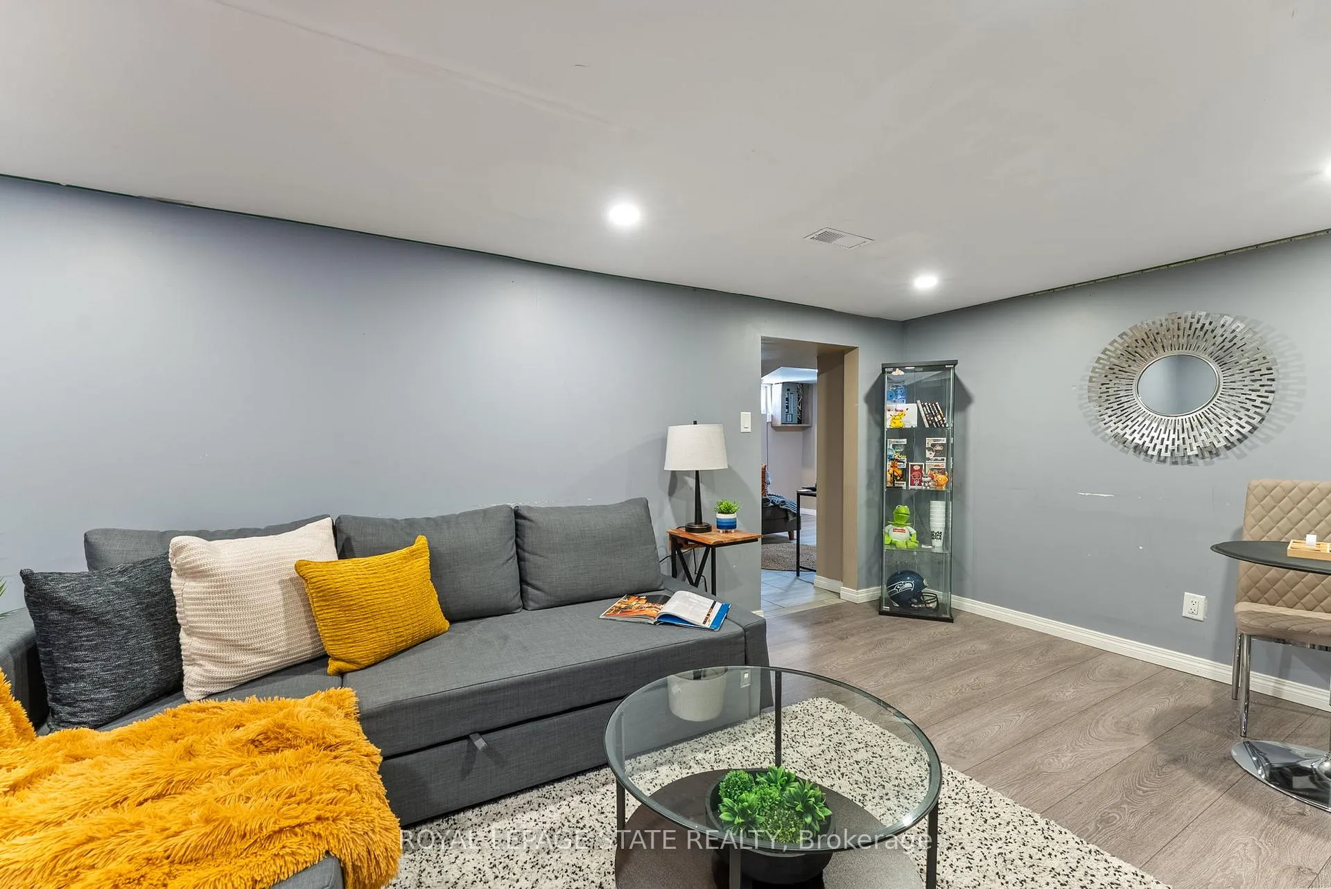 Photo 28 of 264 Winona Road, Hamilton, Stoney Creek — HOMEH