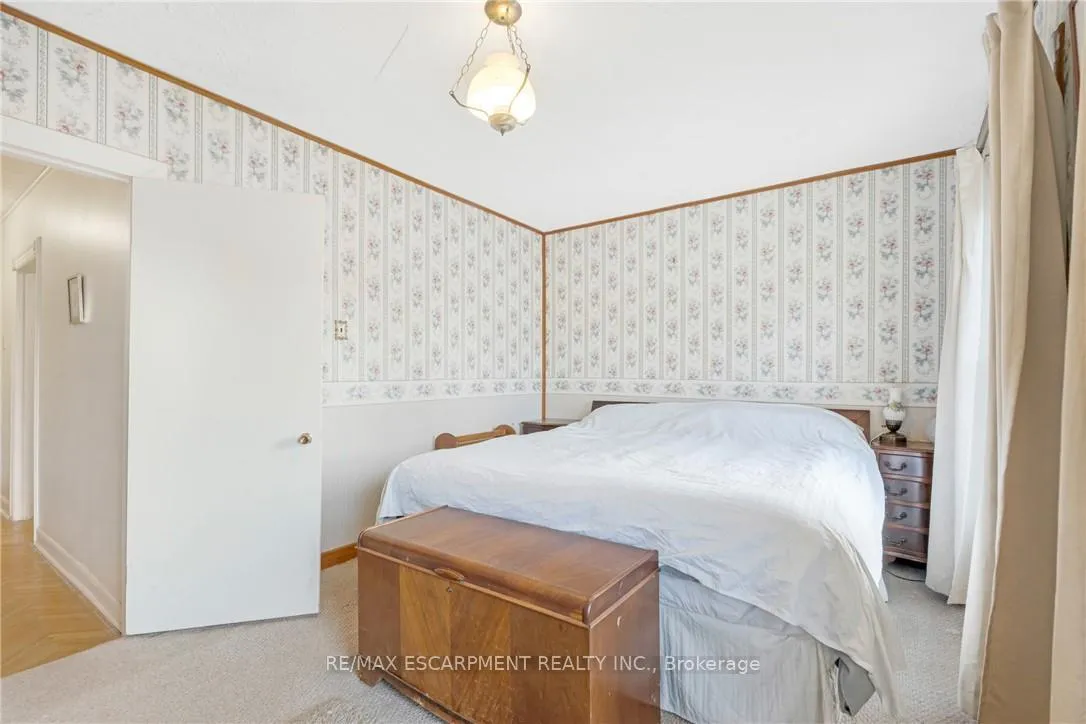 Photo 18 of 528 Hughson Street N, Hamilton, North End — HOMEH
