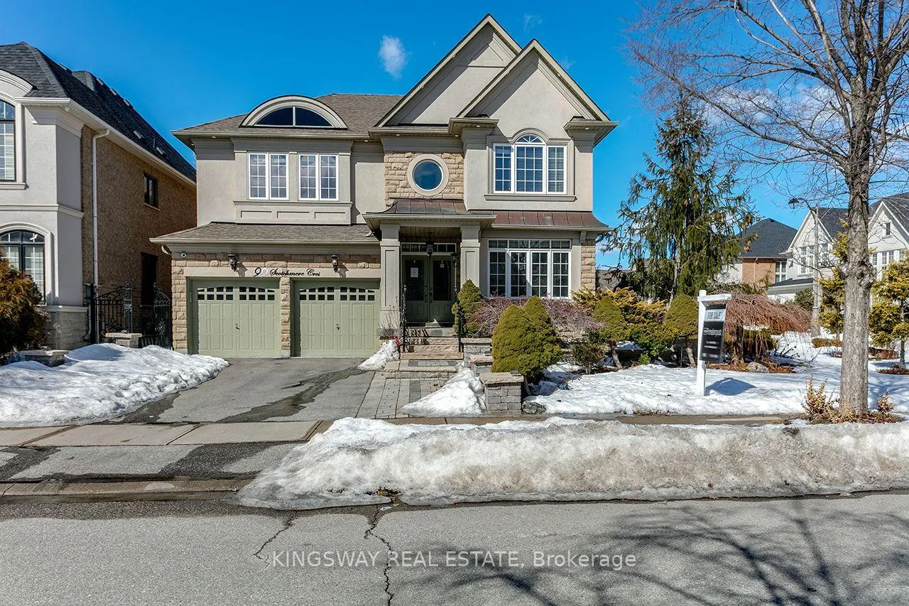 Front of 9 Scotchmere Crescent
