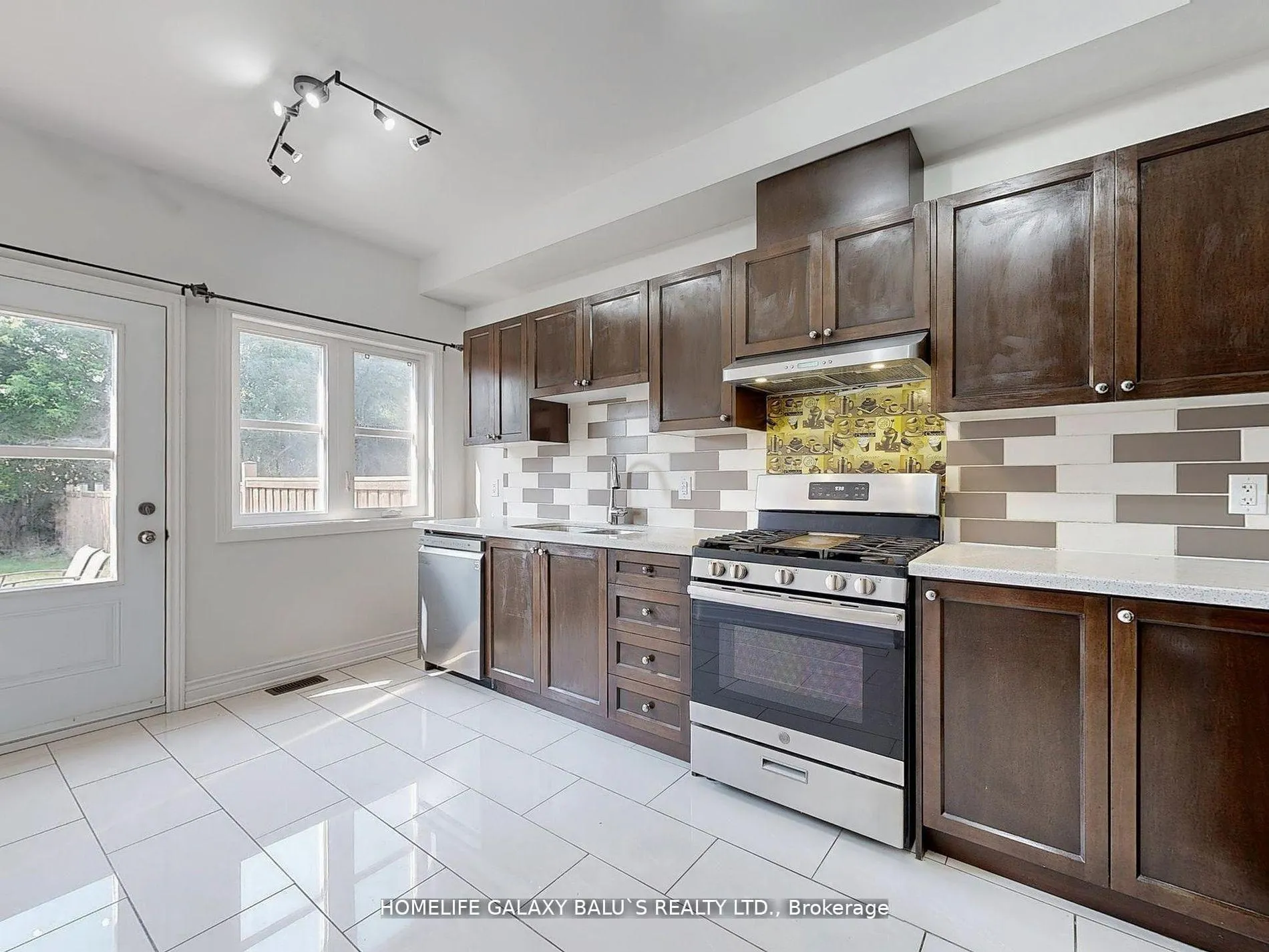 Photo 19 of 1561 Greenmount Street, Pickering, Brock Ridge — HOMEH
