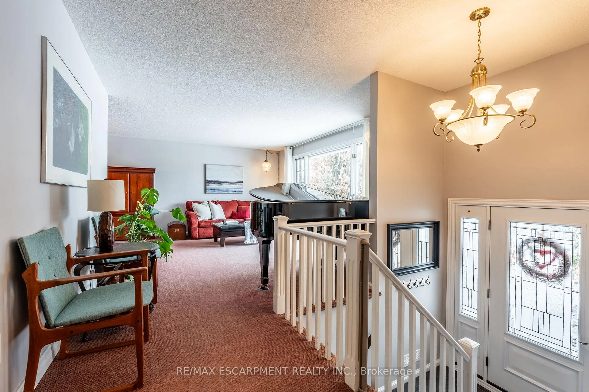 Photo 5 of 9 Martingrove Drive, Hamilton, Dundas — HOMEH