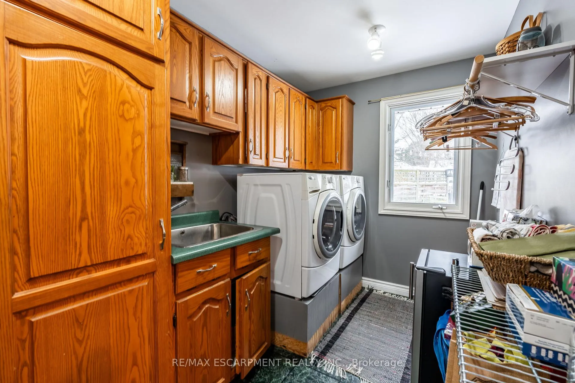 Photo 22 of 9 Martingrove Drive, Hamilton, Dundas — HOMEH