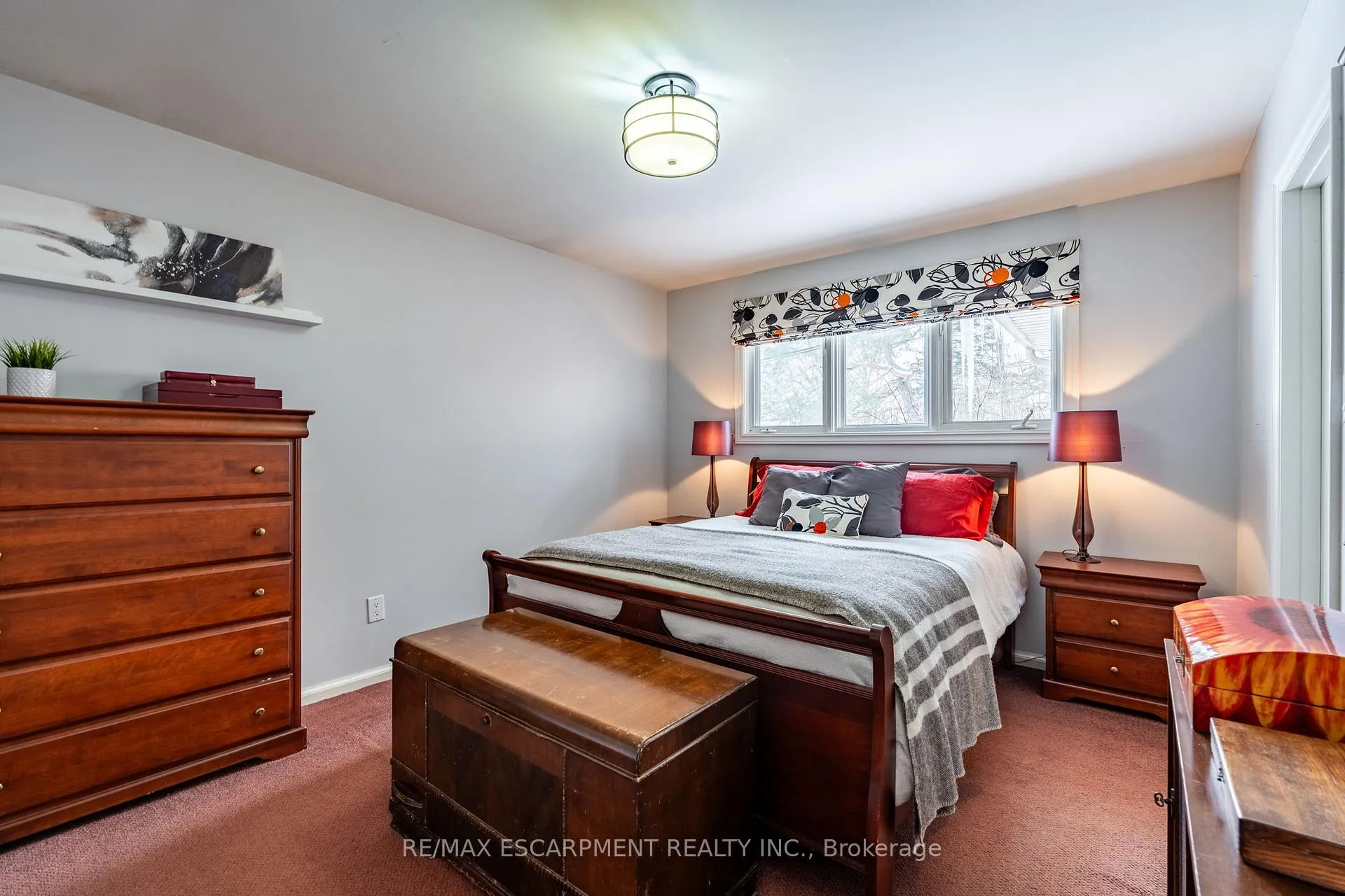 Photo 27 of 9 Martingrove Drive, Hamilton, Dundas — HOMEH