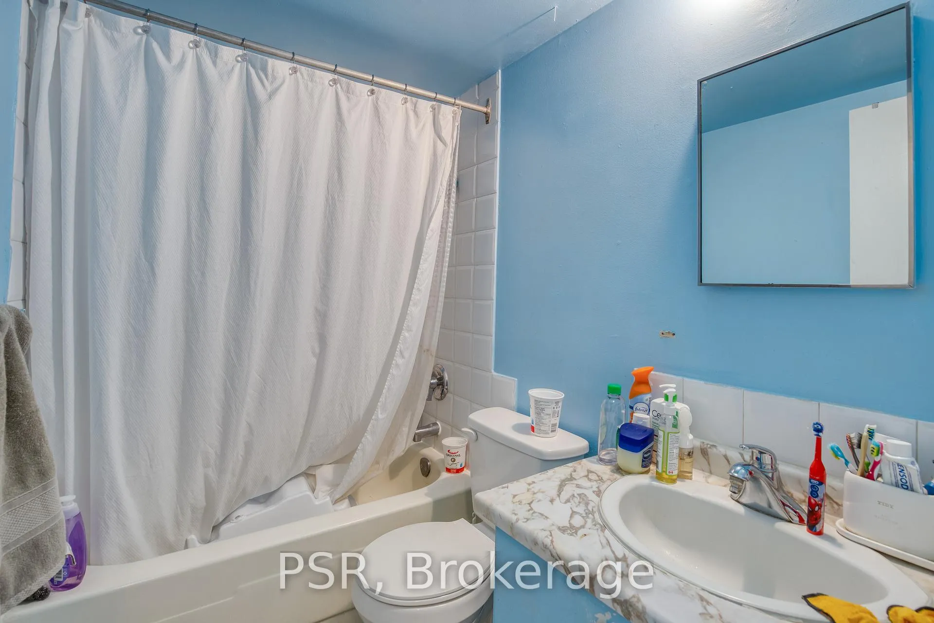 Photo 21 of 65 Brybeck Crescent, Kitchener — HOMEH