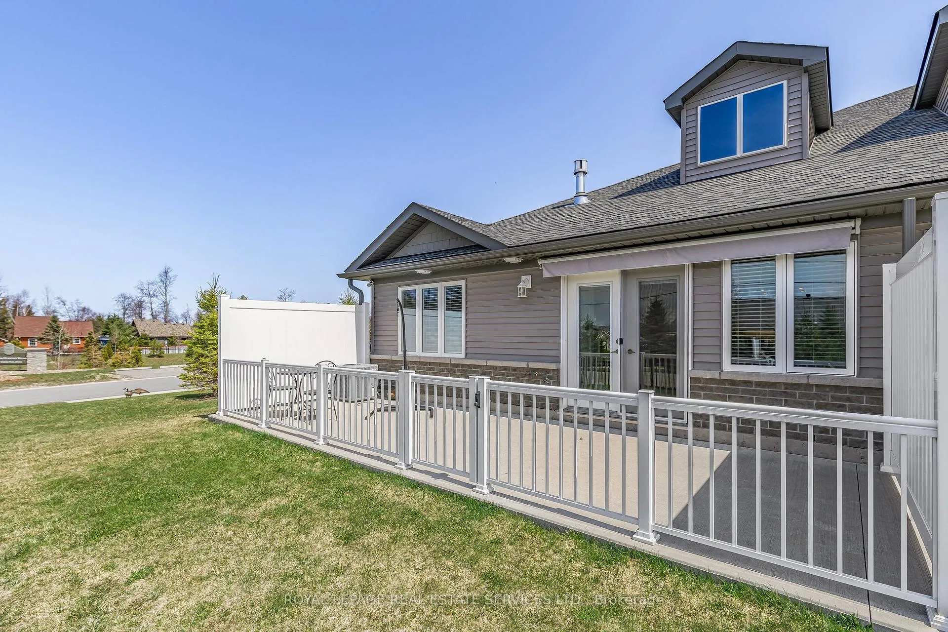 Photo 23 of 2 Ivy Crescent, Wasaga Beach — HOMEH