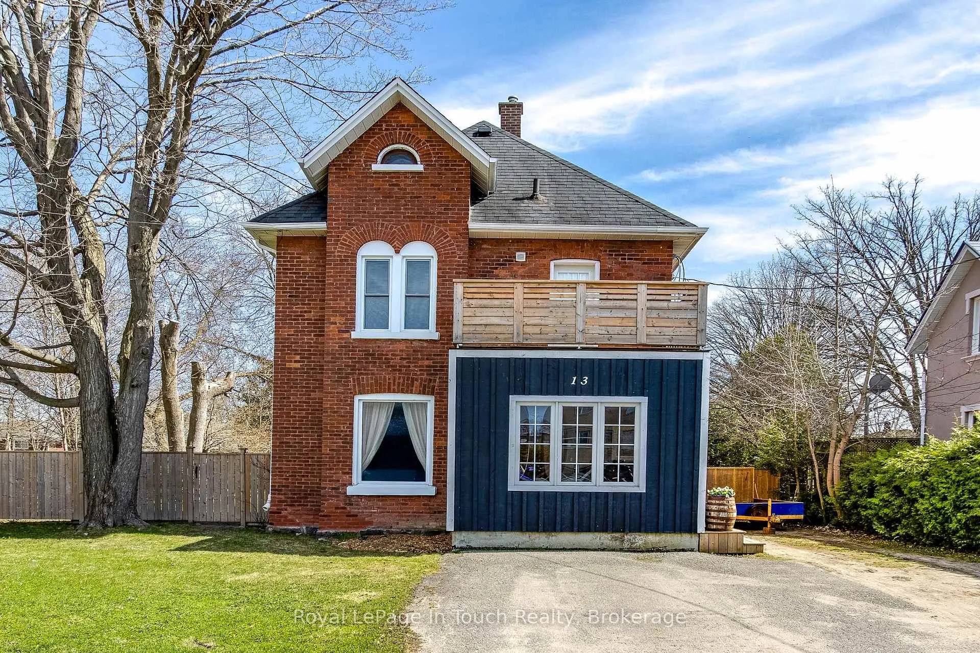 Photo 3 of 13 Stone Street, Springwater, Elmvale — HOMEH