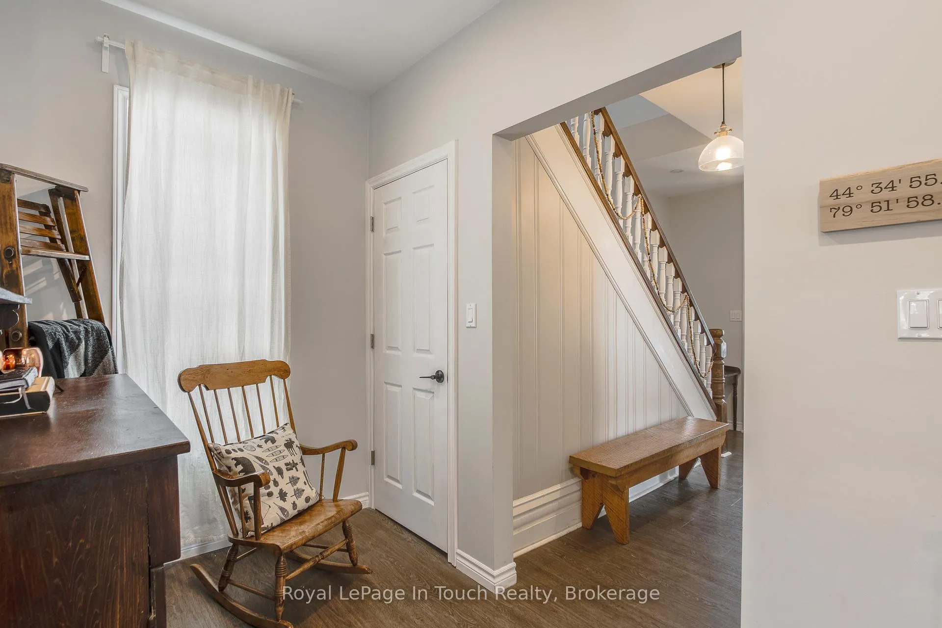 Photo 13 of 13 Stone Street, Springwater, Elmvale — HOMEH