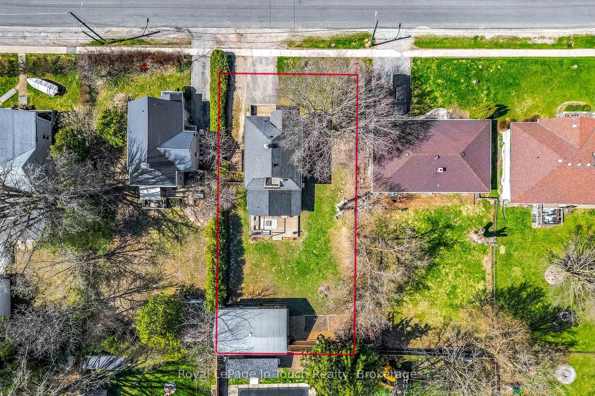 Photo 44 of 13 Stone Street, Springwater, Elmvale — HOMEH