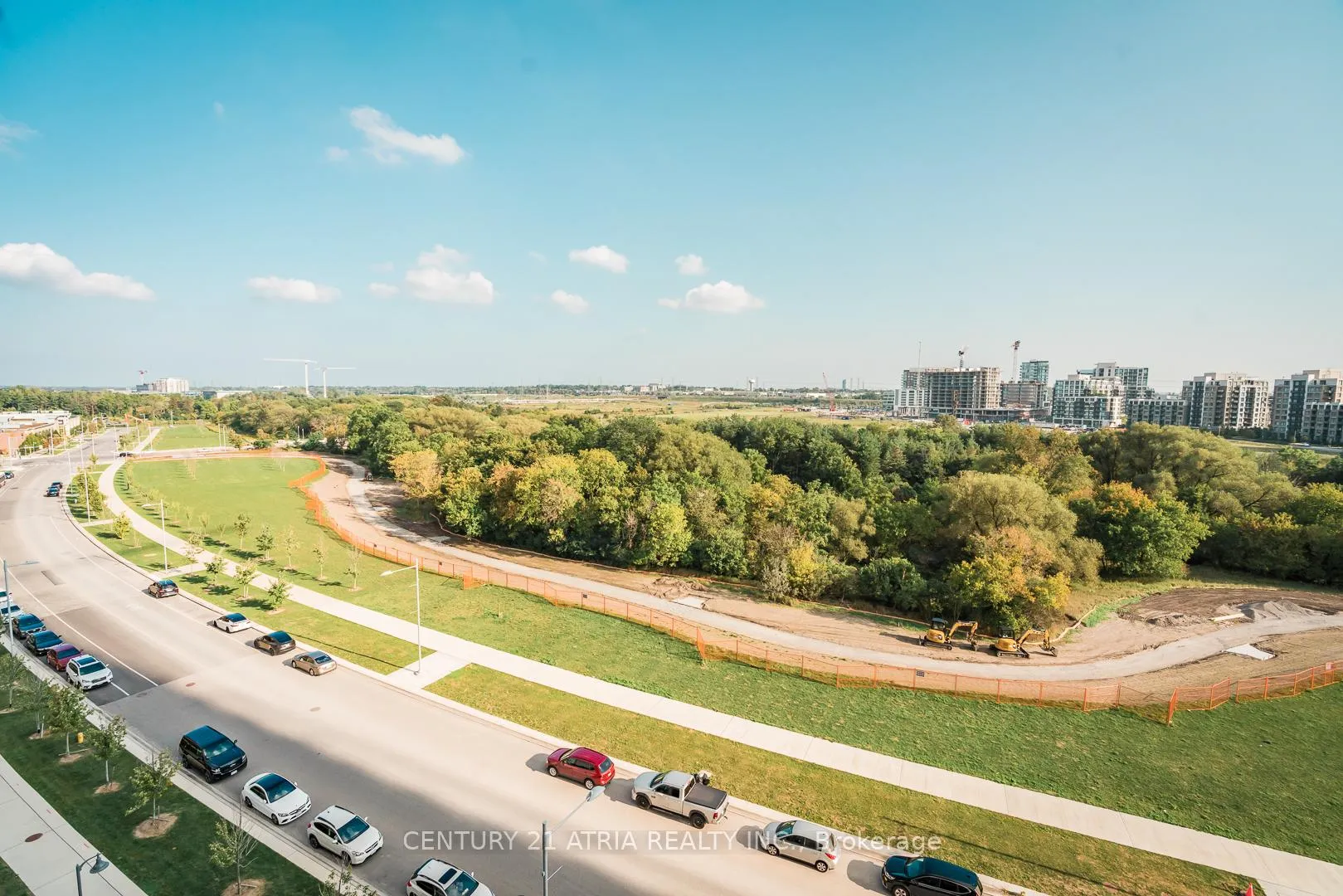 Photo 6 of Unit 908, 15 Water Walk Drive, Markham, Unionville — HOMEH