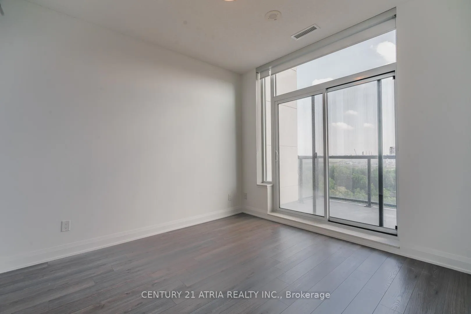 Photo 14 of Unit 908, 15 Water Walk Drive, Markham, Unionville — HOMEH