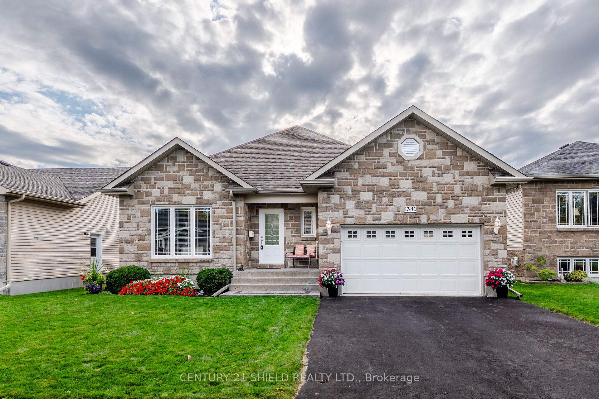 Photo 1 of 1341 Arba Court, Cornwall — HOMEH
