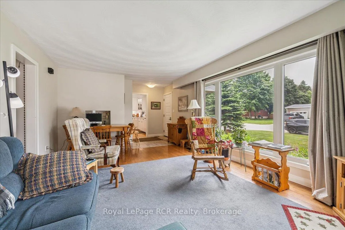 Photo 8 of 70 Cambrai Road, Grey Highlands — HOMEH