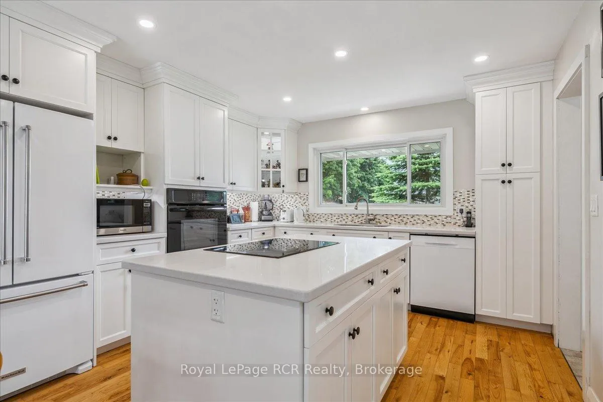 Photo 9 of 70 Cambrai Road, Grey Highlands — HOMEH