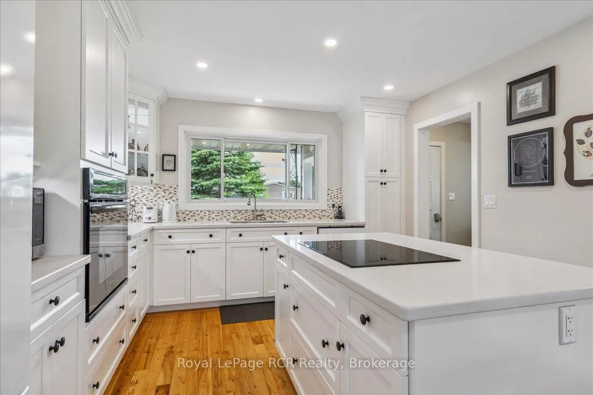 Photo 10 of 70 Cambrai Road, Grey Highlands — HOMEH