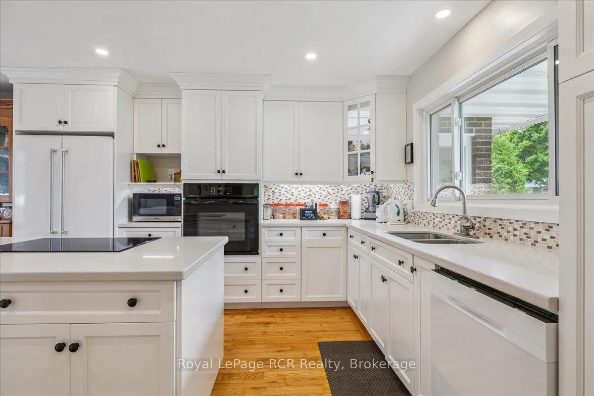 Photo 11 of 70 Cambrai Road, Grey Highlands — HOMEH