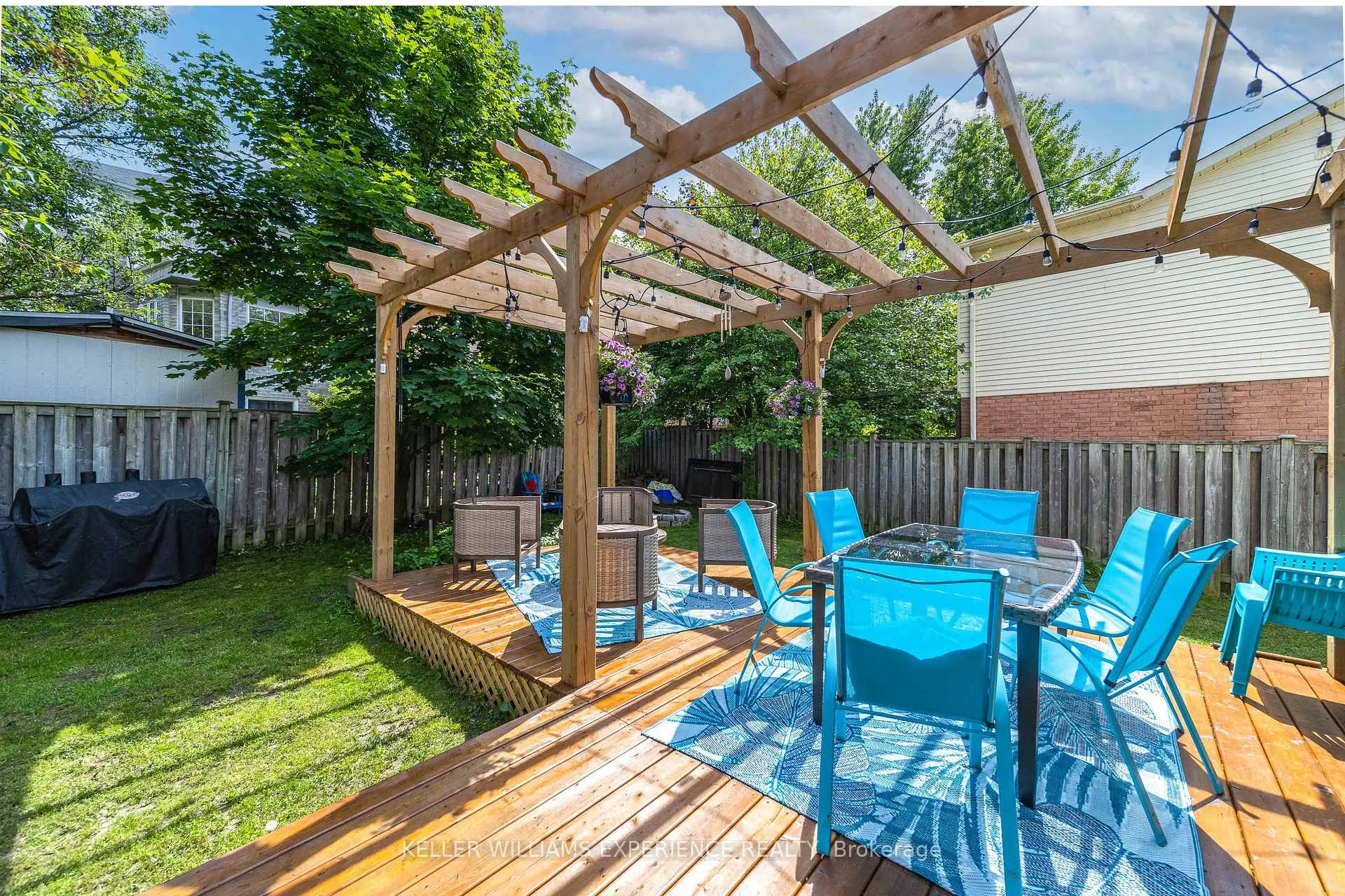 Photo 2 of 46 Hadden Crescent, Barrie, Cundles East — HOMEH