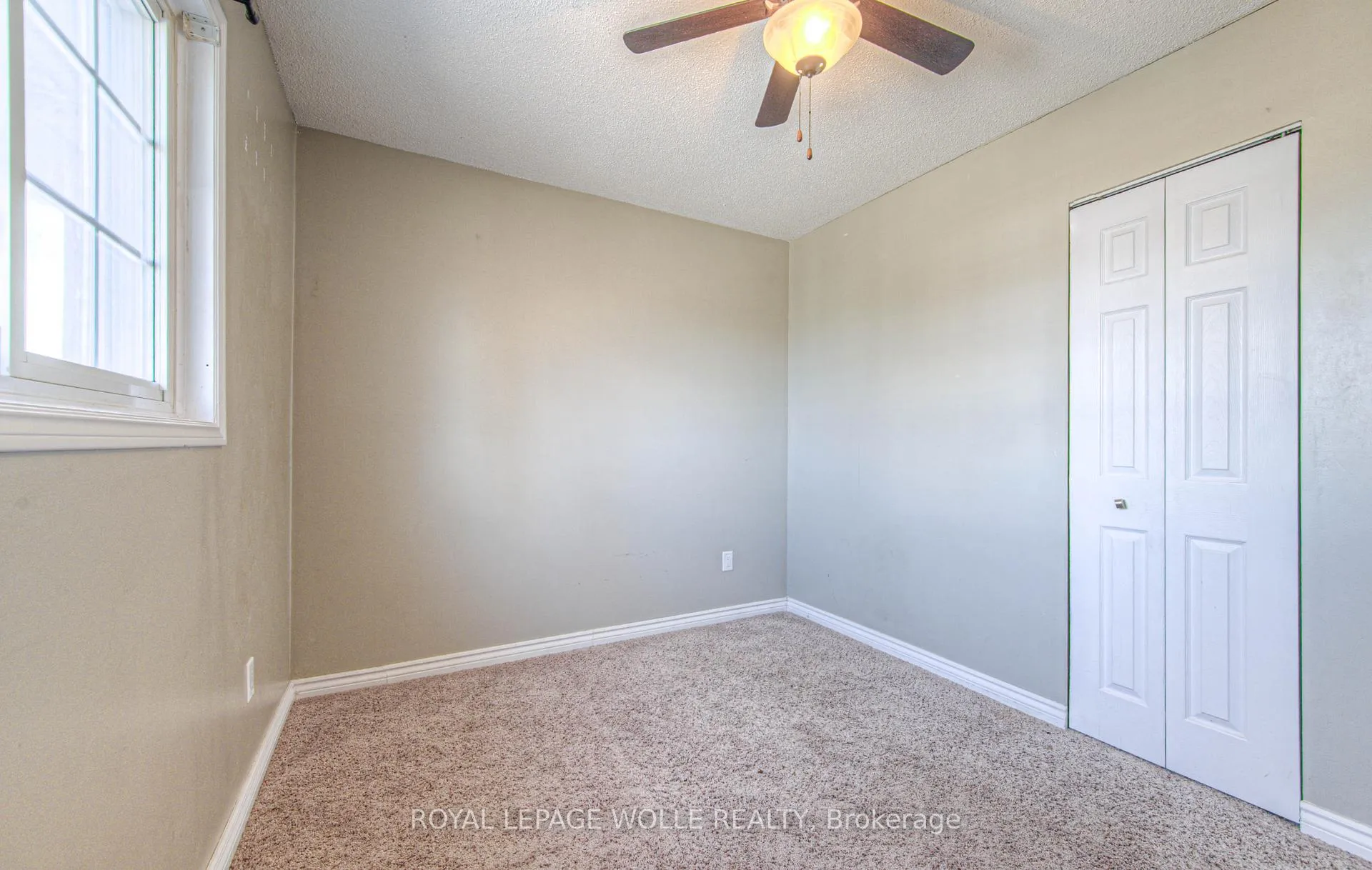 Photo 19 of 35 Wildlark Crescent, Kitchener — HOMEH