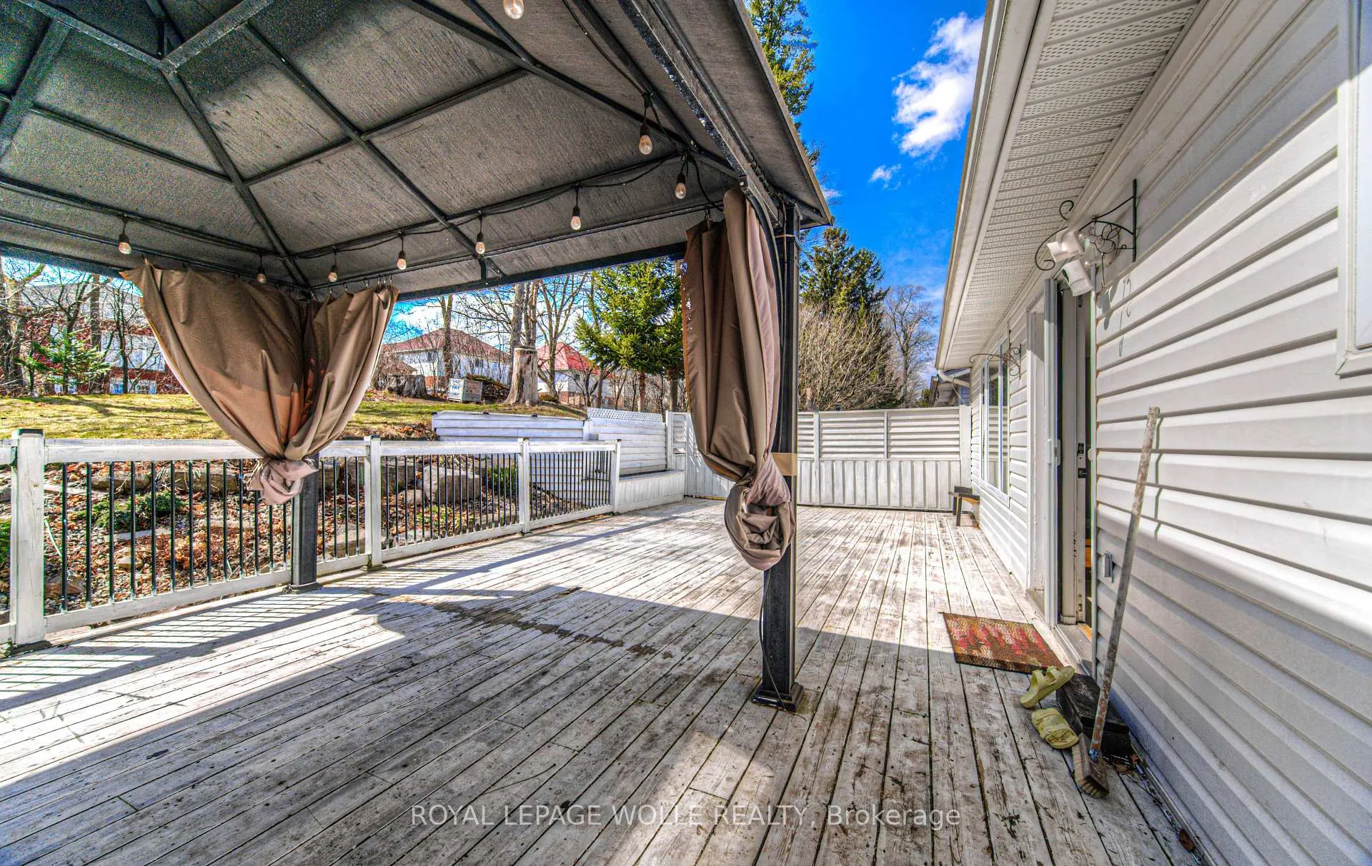 Photo 24 of 35 Wildlark Crescent, Kitchener — HOMEH