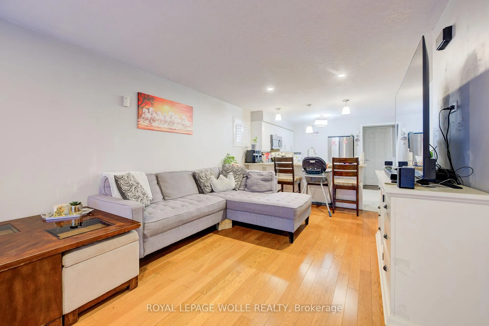 Photo 28 of 35 Wildlark Crescent, Kitchener — HOMEH