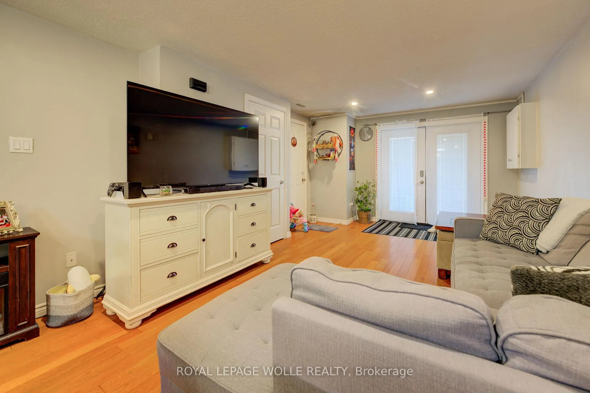 Photo 30 of 35 Wildlark Crescent, Kitchener — HOMEH