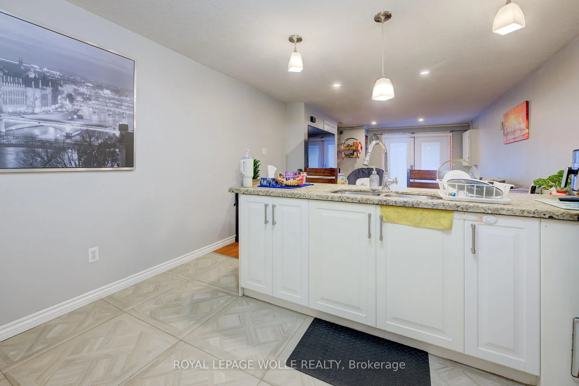 Photo 34 of 35 Wildlark Crescent, Kitchener — HOMEH