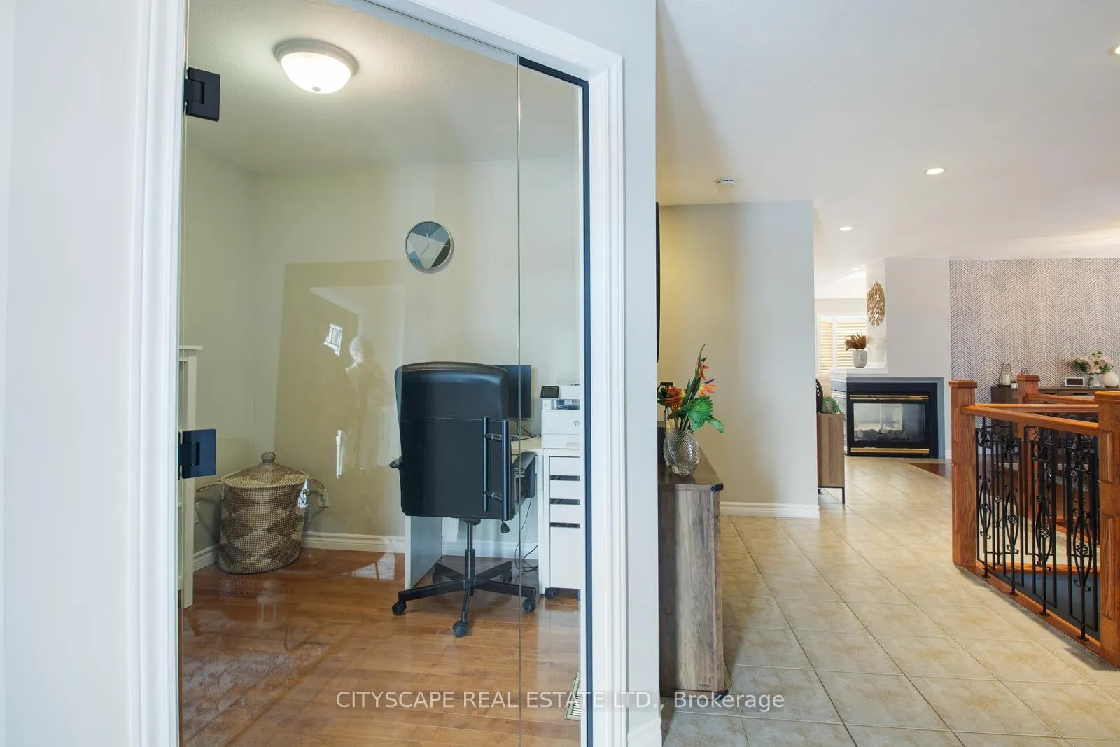 Photo 7 of 11 Penfold Court, Hamilton, Mount Hope — HOMEH