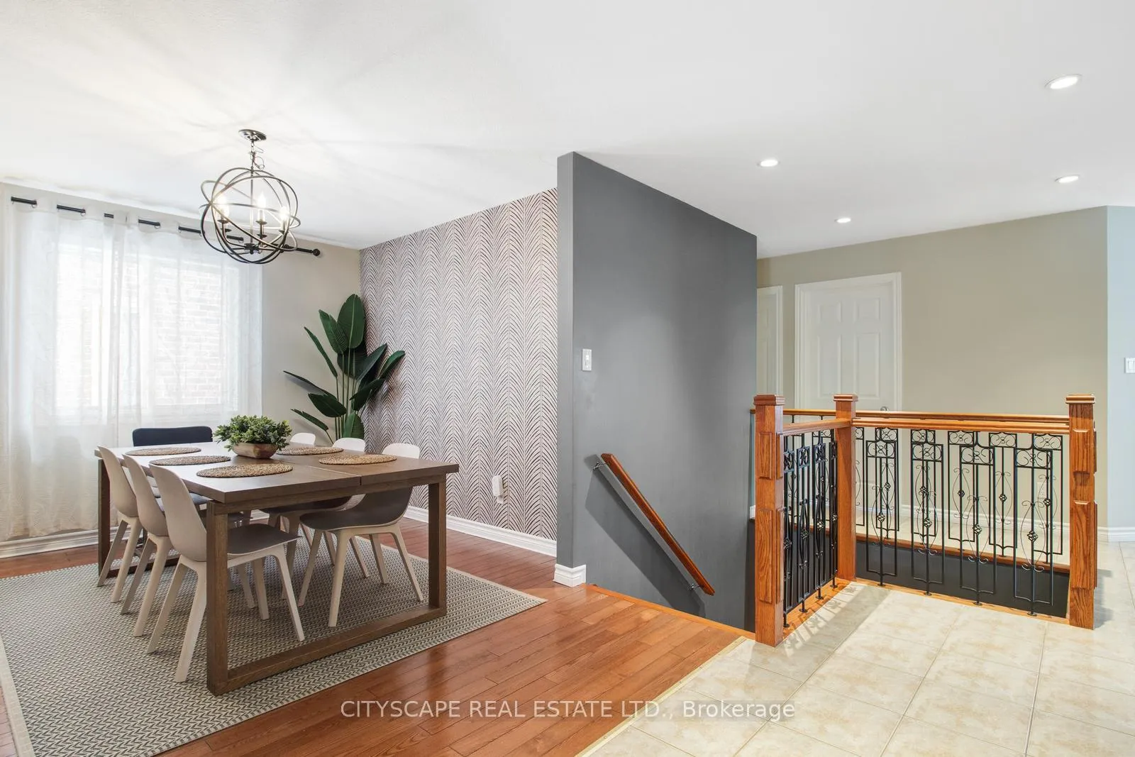 Photo 12 of 11 Penfold Court, Hamilton, Mount Hope — HOMEH