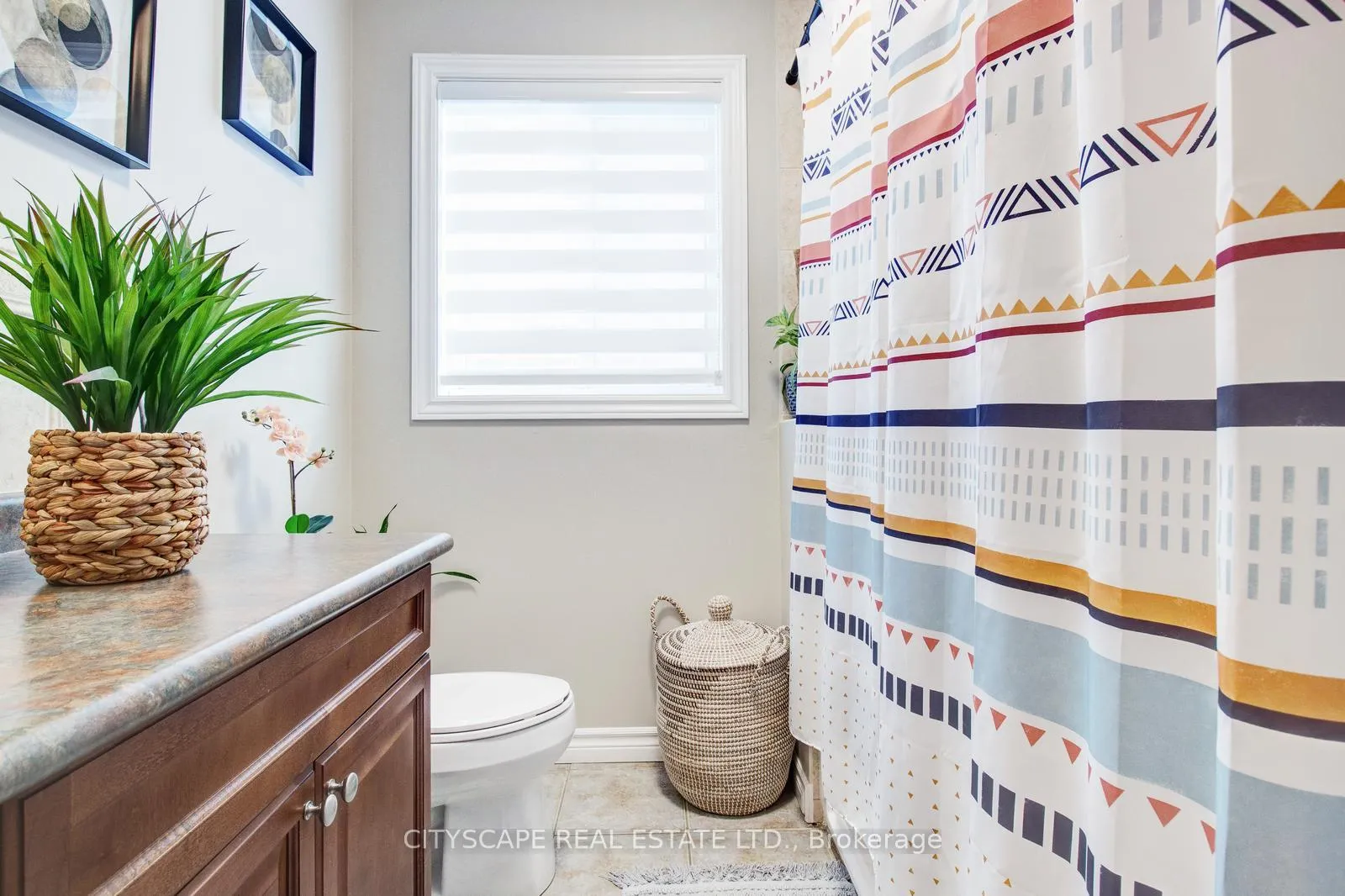 Photo 31 of 11 Penfold Court, Hamilton, Mount Hope — HOMEH