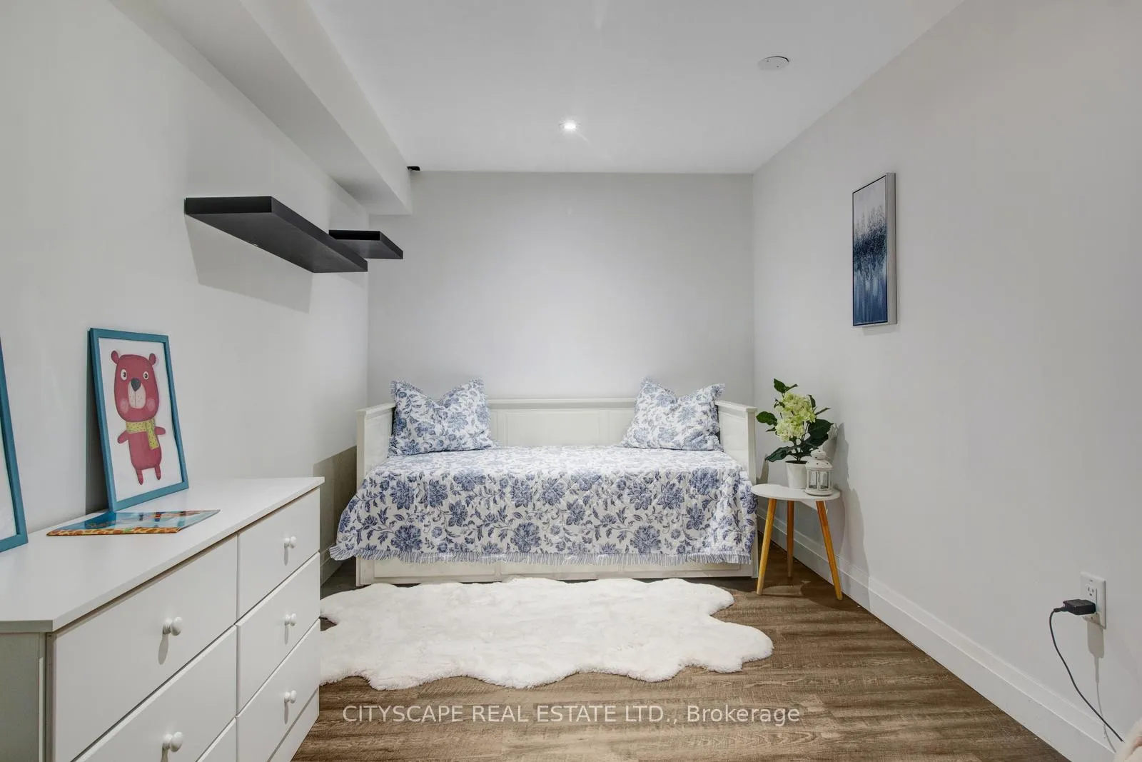 Photo 45 of 11 Penfold Court, Hamilton, Mount Hope — HOMEH