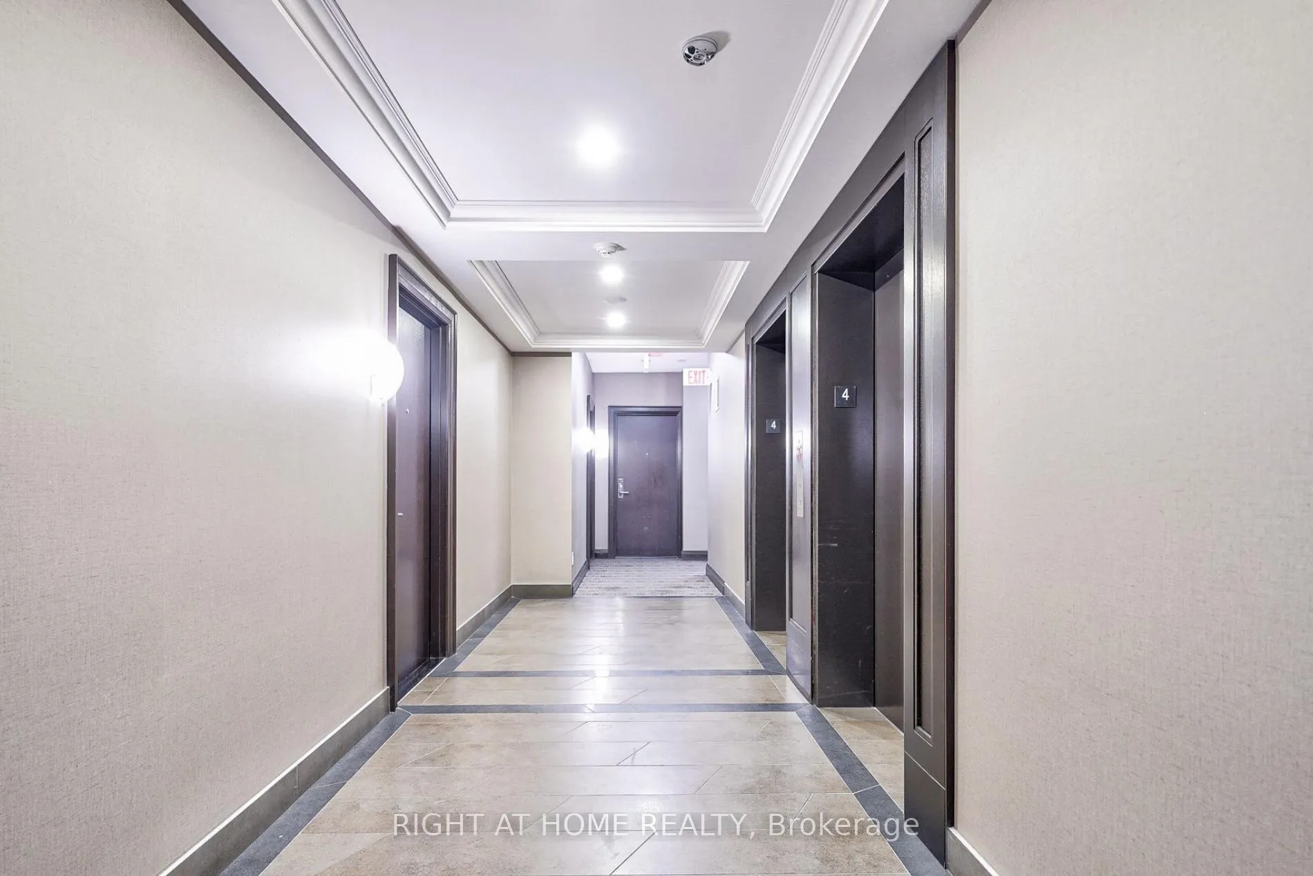 Photo 5 of Unit 609, 111 Upper Duke Crescent, Markham, Unionville — HOMEH