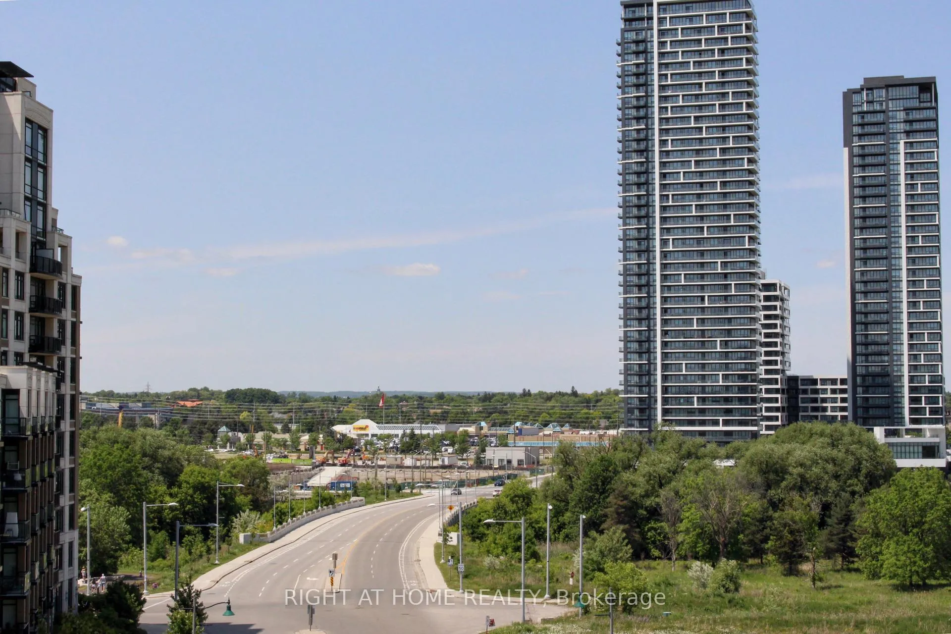Photo 17 of Unit 609, 111 Upper Duke Crescent, Markham, Unionville — HOMEH