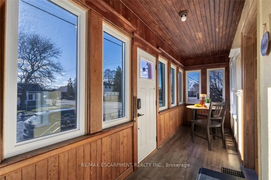 Photo 4 of 11 Munn Street, Hamilton, Raleigh — HOMEH