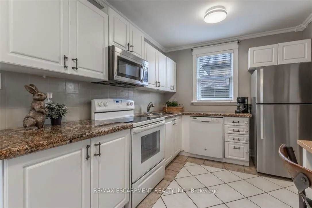 Photo 12 of 11 Munn Street, Hamilton, Raleigh — HOMEH
