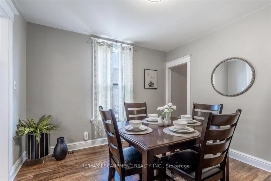 Photo 16 of 11 Munn Street, Hamilton, Raleigh — HOMEH