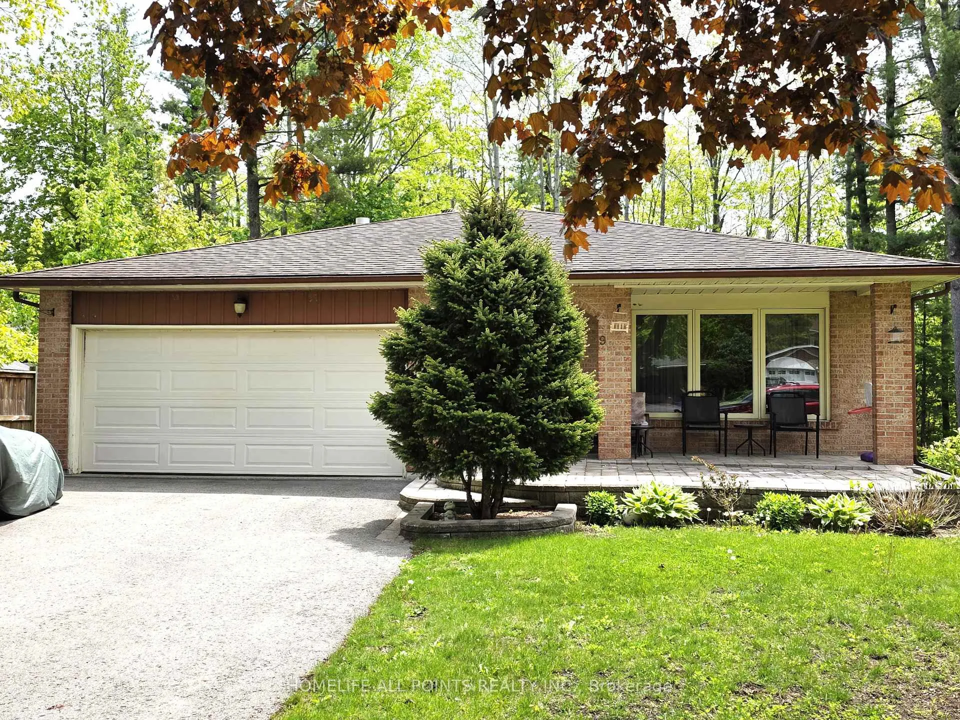 Photo 1 of 9 Hailey Hollow, Barrie, Letitia Heights — HOMEH