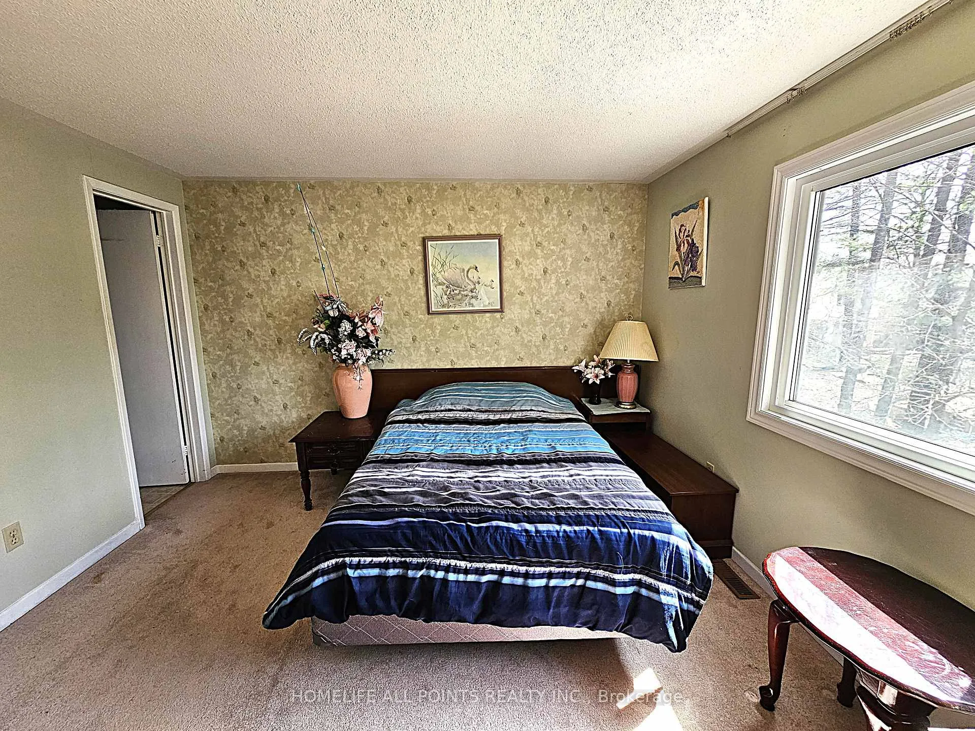 Photo 17 of 9 Hailey Hollow, Barrie, Letitia Heights — HOMEH