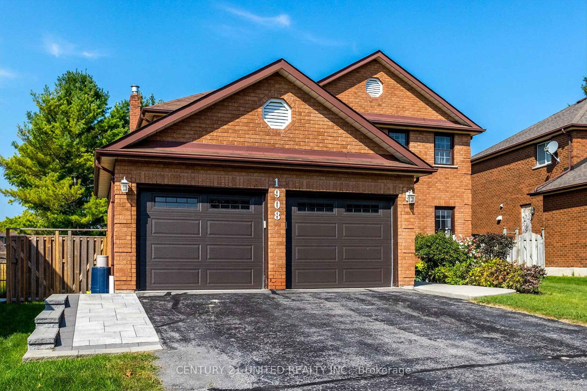 Photo 2 of 1908 Mapleridge Drive, Peterborough, Monaghan Ward 2 — HOMEH
