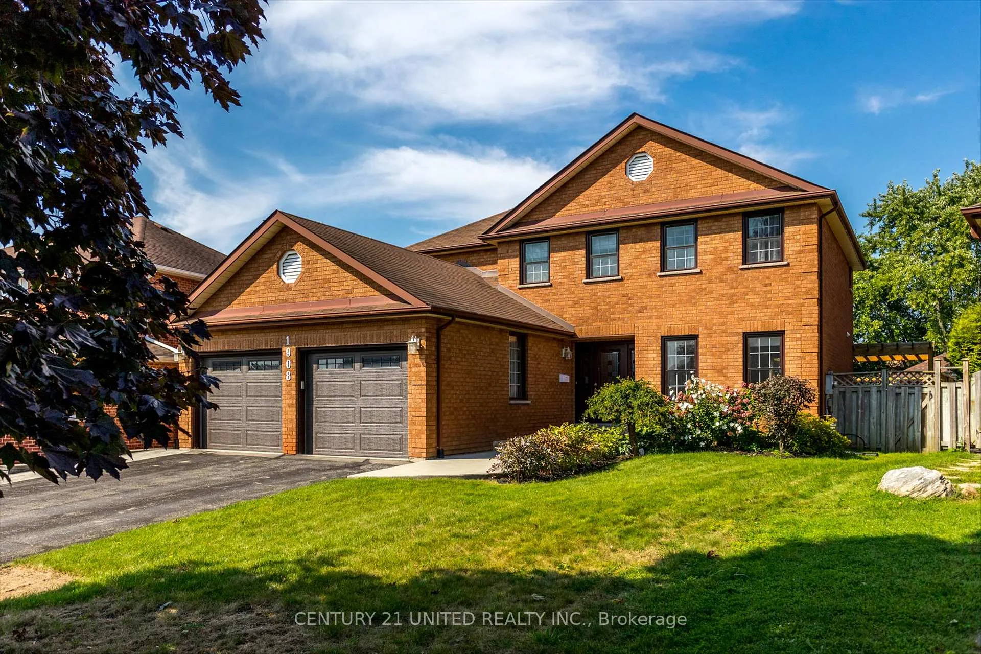 Photo 3 of 1908 Mapleridge Drive, Peterborough, Monaghan Ward 2 — HOMEH