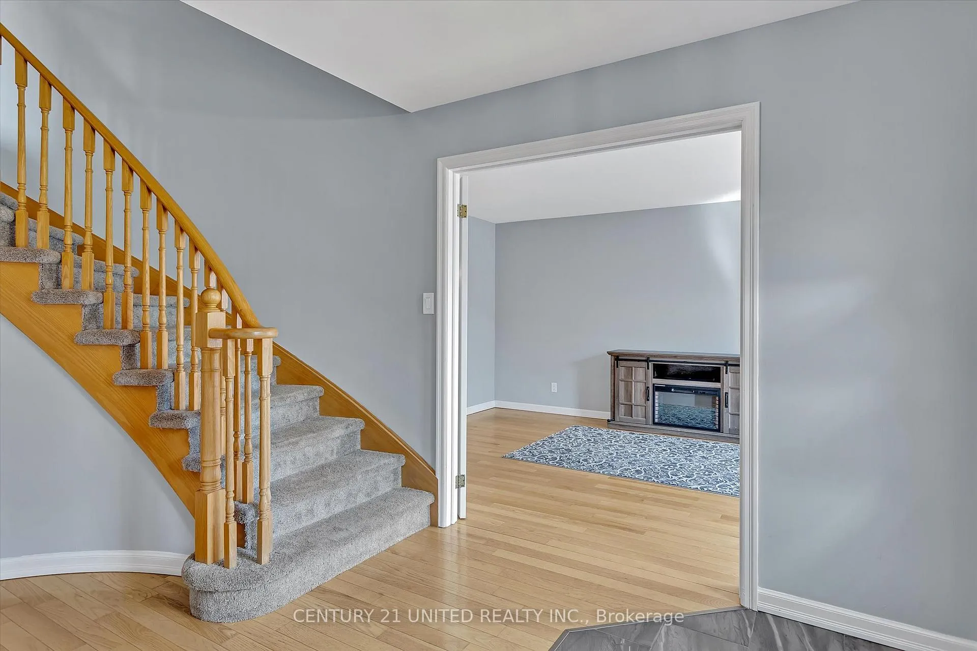 Photo 5 of 1908 Mapleridge Drive, Peterborough, Monaghan Ward 2 — HOMEH