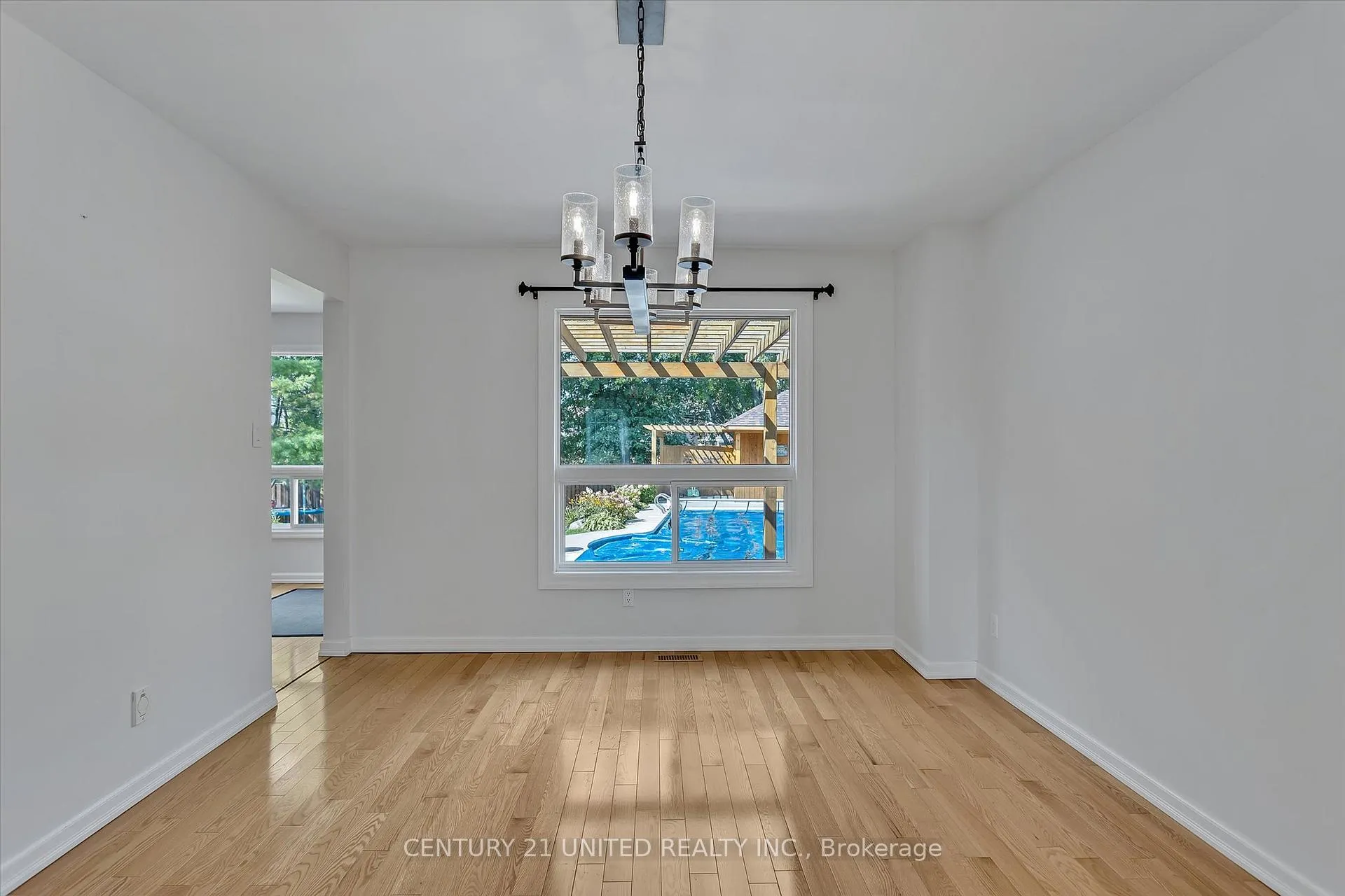 Photo 8 of 1908 Mapleridge Drive, Peterborough, Monaghan Ward 2 — HOMEH