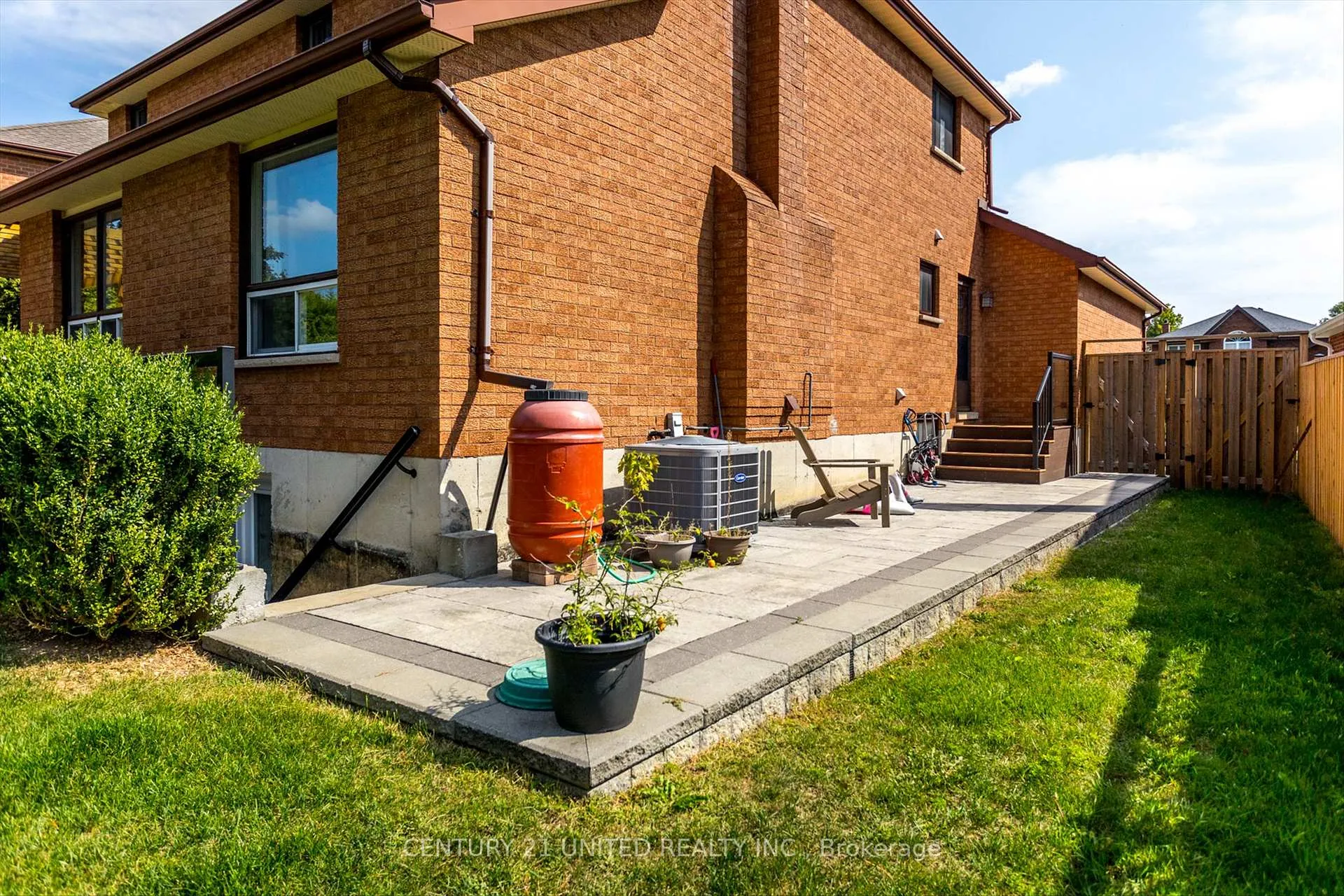 Photo 30 of 1908 Mapleridge Drive, Peterborough, Monaghan Ward 2 — HOMEH